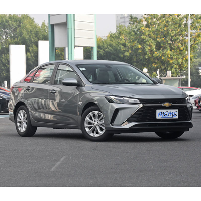 2023 Chevrolet Cruze Yue Xiang 1.5L Doppelkupplung Kraftstoff Auto LED Tageslicht für die Sicherheit