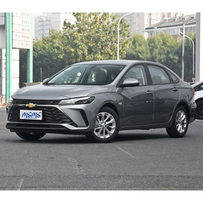 2023 Chevrolet Cruze Yue Xiang 1.5L Doppelkupplung Kraftstoff Auto LED Tageslicht für die Sicherheit