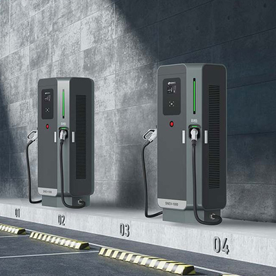 30kw 80kw 120kw 240kw Fußbodenmontierte Ladestelle für Elektroautos mit IP54 Steuerungssystem